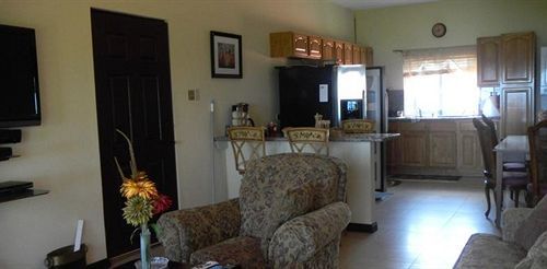 The Residences At Briarwood 팰머스 외부 사진