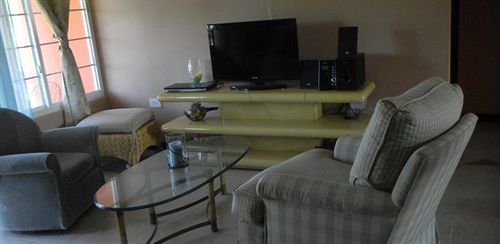 The Residences At Briarwood 팰머스 외부 사진